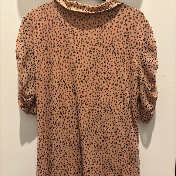 Leopard Print Ruched Blouse - Picture 3 of 3